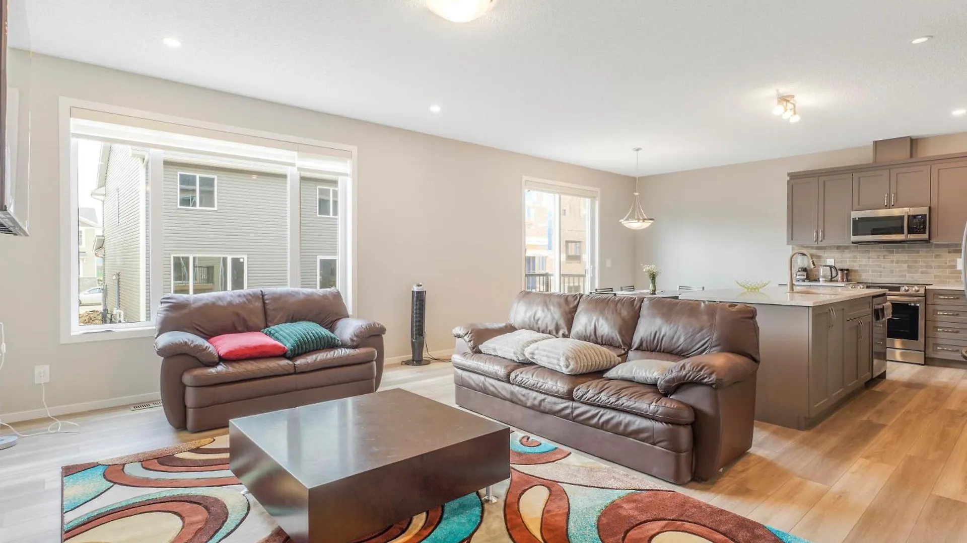 Apartment A Cozy 3 Bedroom New House With 2 Living Rooms Edmonton