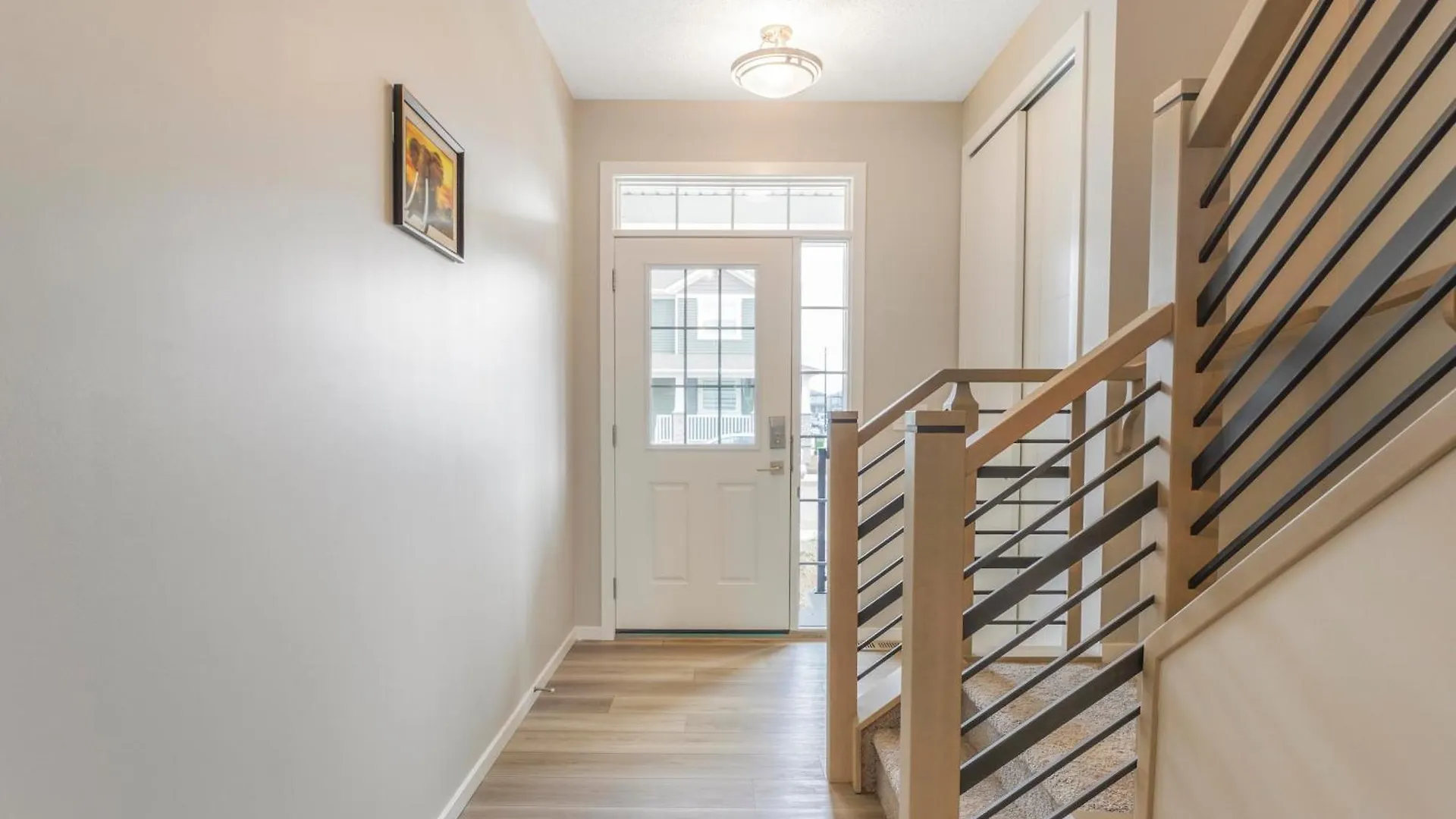 アパート A Cozy 3 Bedroom New House With 2 Living Rooms エドモントン カナダ